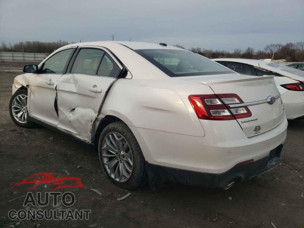 FORD TAURUS 2016 - 1FAHP2F89GG133449
