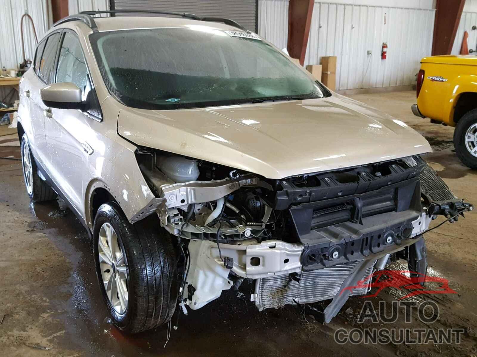 FORD ESCAPE 2018 - 1FMCU9GD6JUA03781