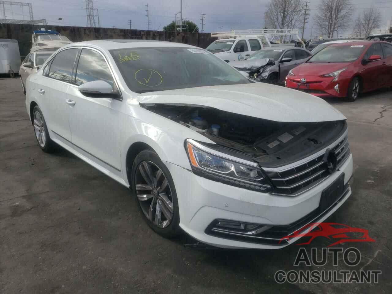 VOLKSWAGEN PASSAT 2017 - 1VWGT7A35HC063612