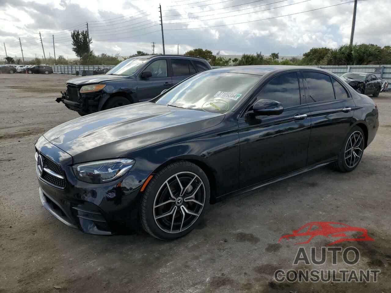 MERCEDES-BENZ E-CLASS 2021 - W1KZF8DB6MA965676