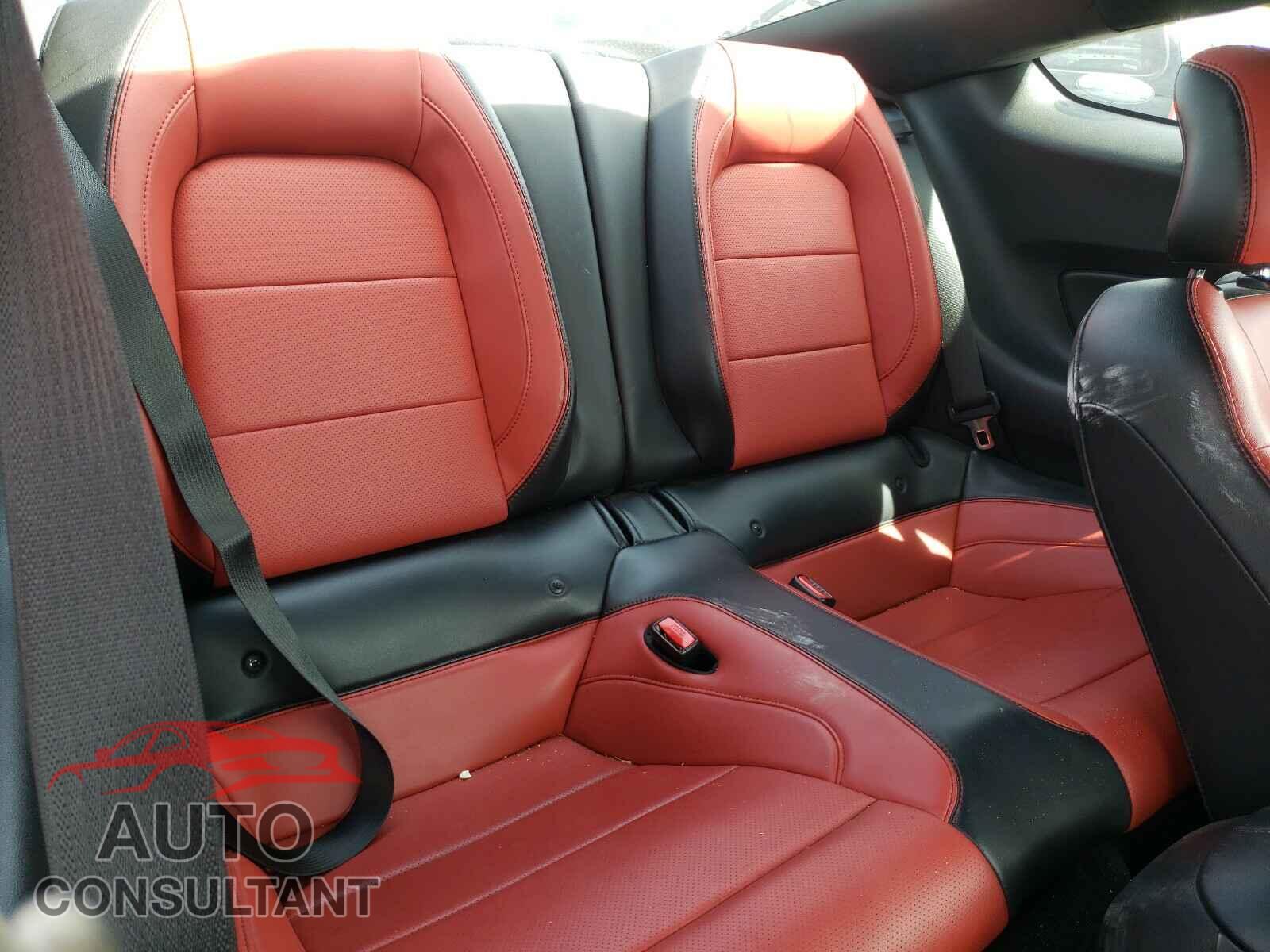 FORD MUSTANG 2017 - 1FA6P8CF1H5267544