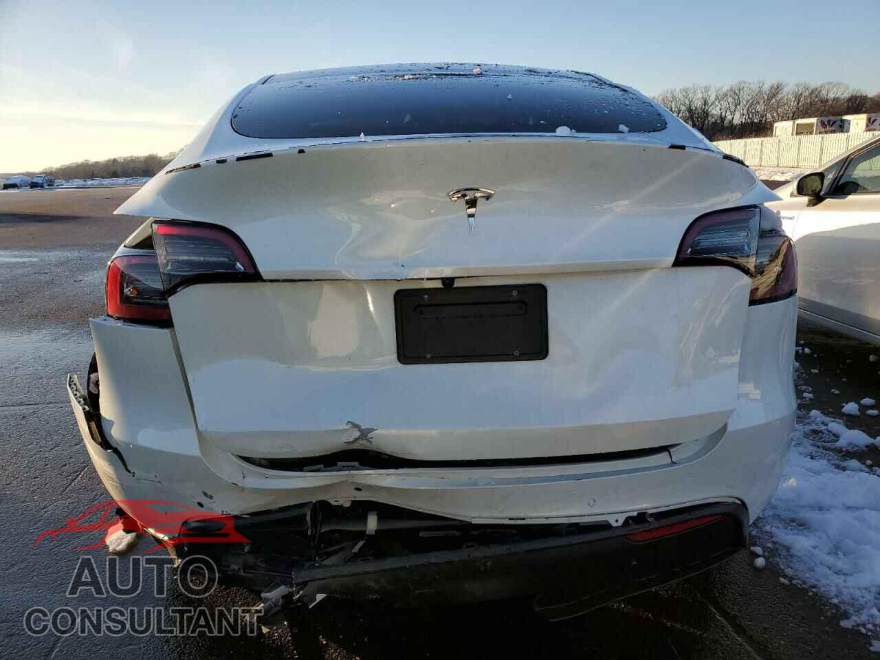 TESLA MODEL Y 2022 - 7SAYGDEE3NF392283