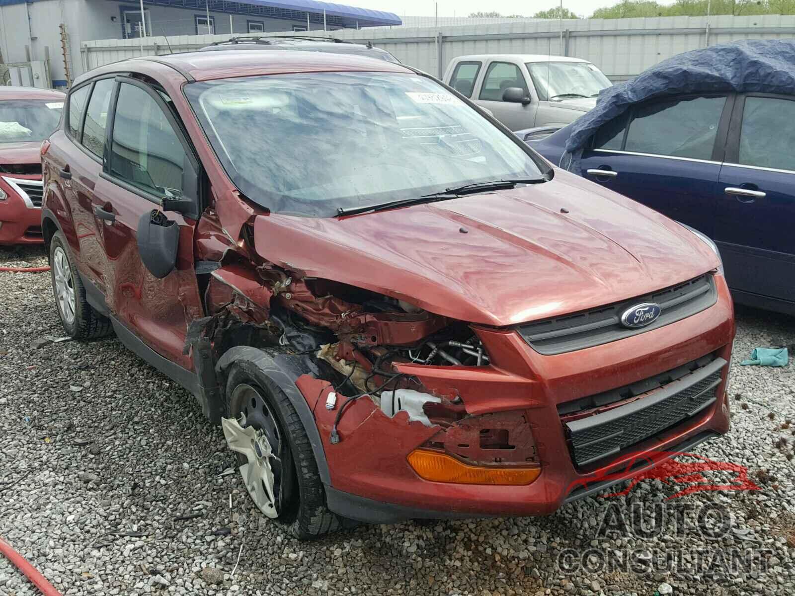 FORD ESCAPE 2016 - 1FMCU0F77GUB87712