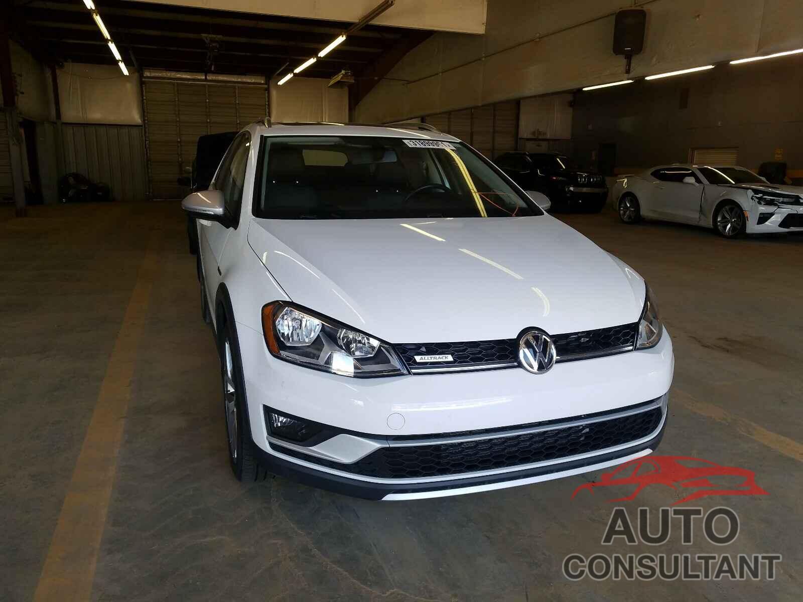 VOLKSWAGEN GOLF 2017 - 3VWH17AU1HM517713