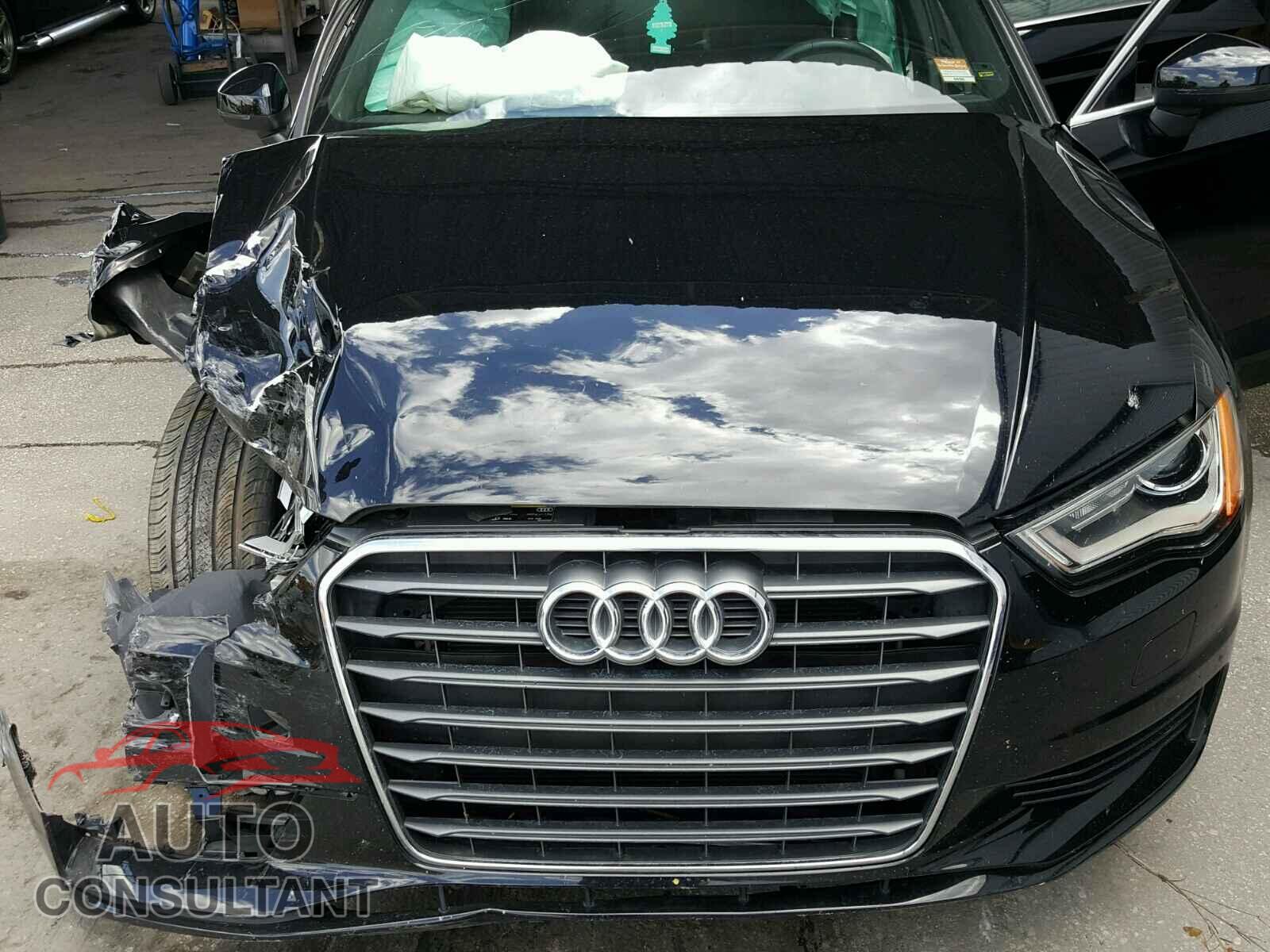 AUDI A3 2015 - WAUCCGFF9F1026847