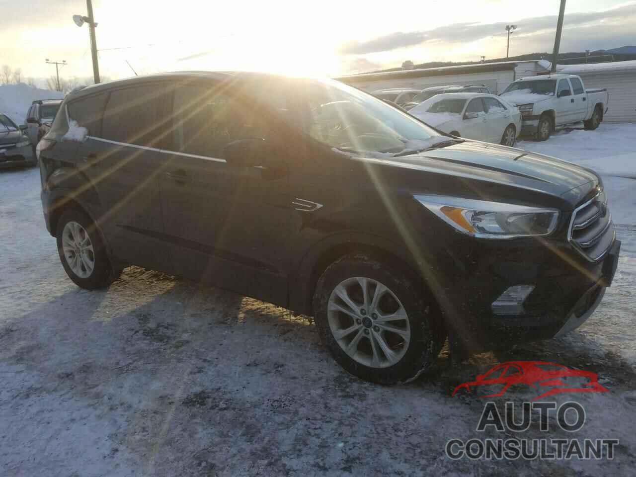 FORD ESCAPE 2017 - 1FMCU9GD3HUD90140