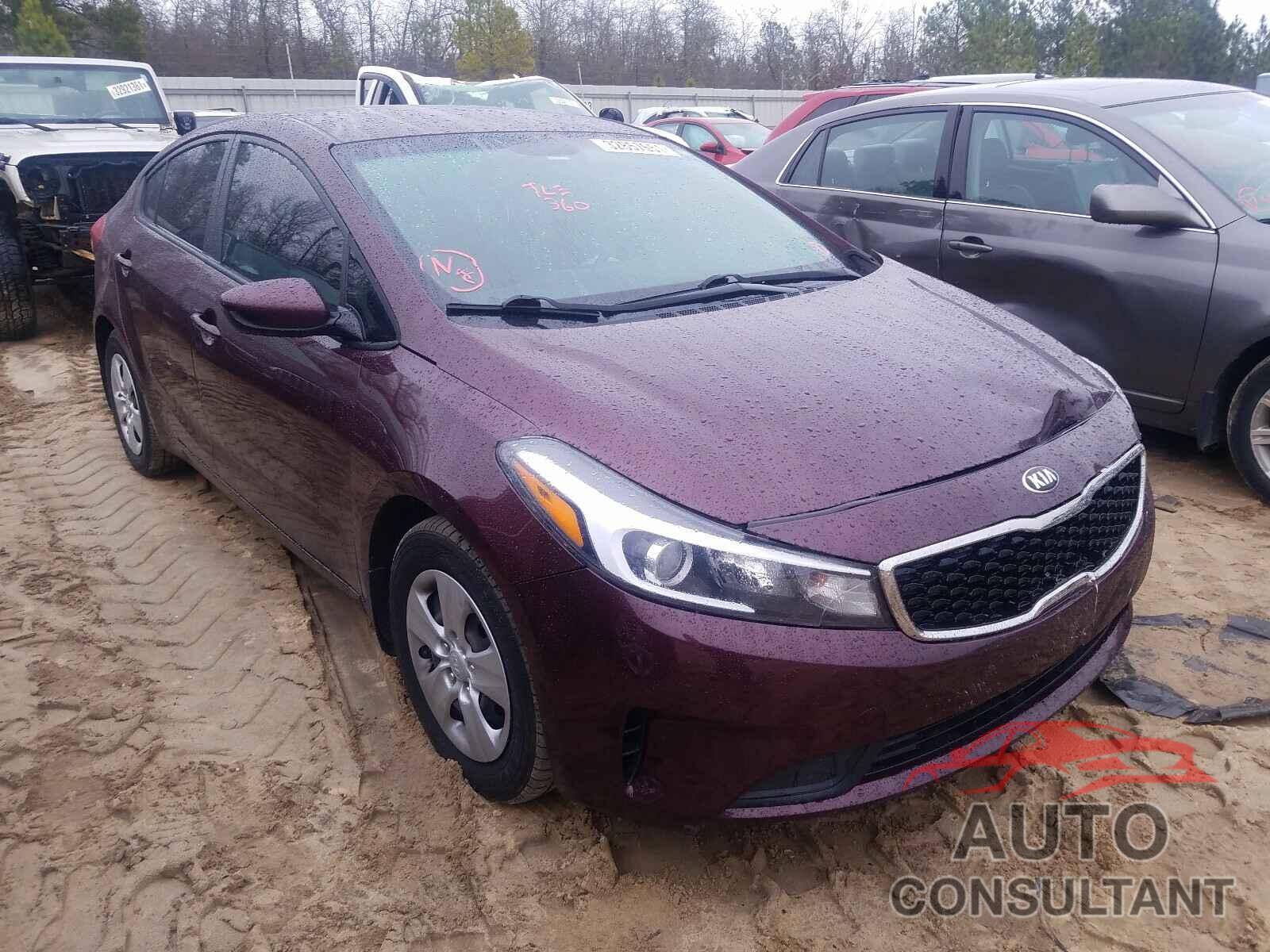 KIA FORTE 2018 - 3KPFK4A74JE217292