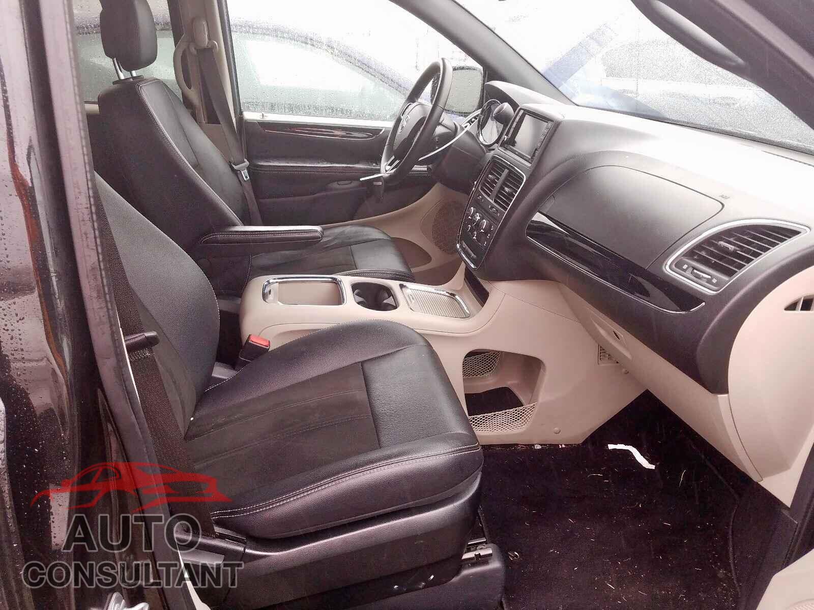 DODGE CARAVAN 2019 - 1FA6P8TH1J5107140