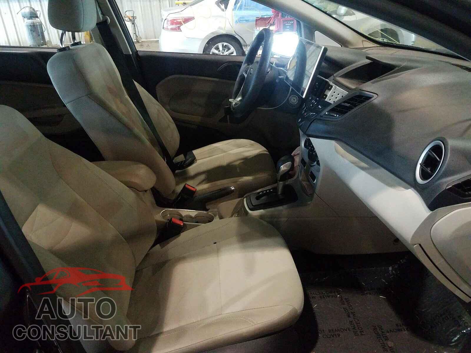 FORD FIESTA 2017 - 3FADP4EJ2HM130852