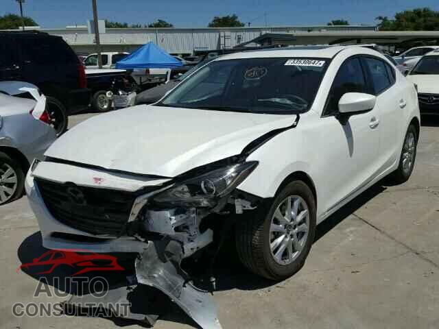 MAZDA 3 2016 - 1N4AL3AP2GN317743