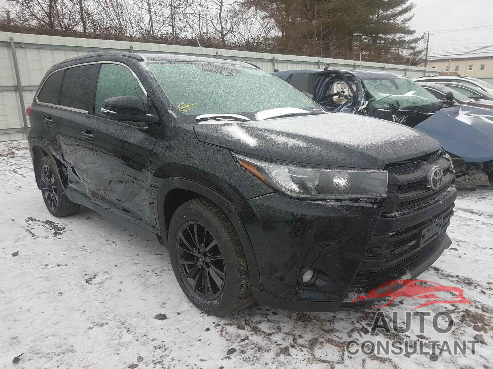 TOYOTA HIGHLANDER 2019 - 5TDJZRFH4KS608907