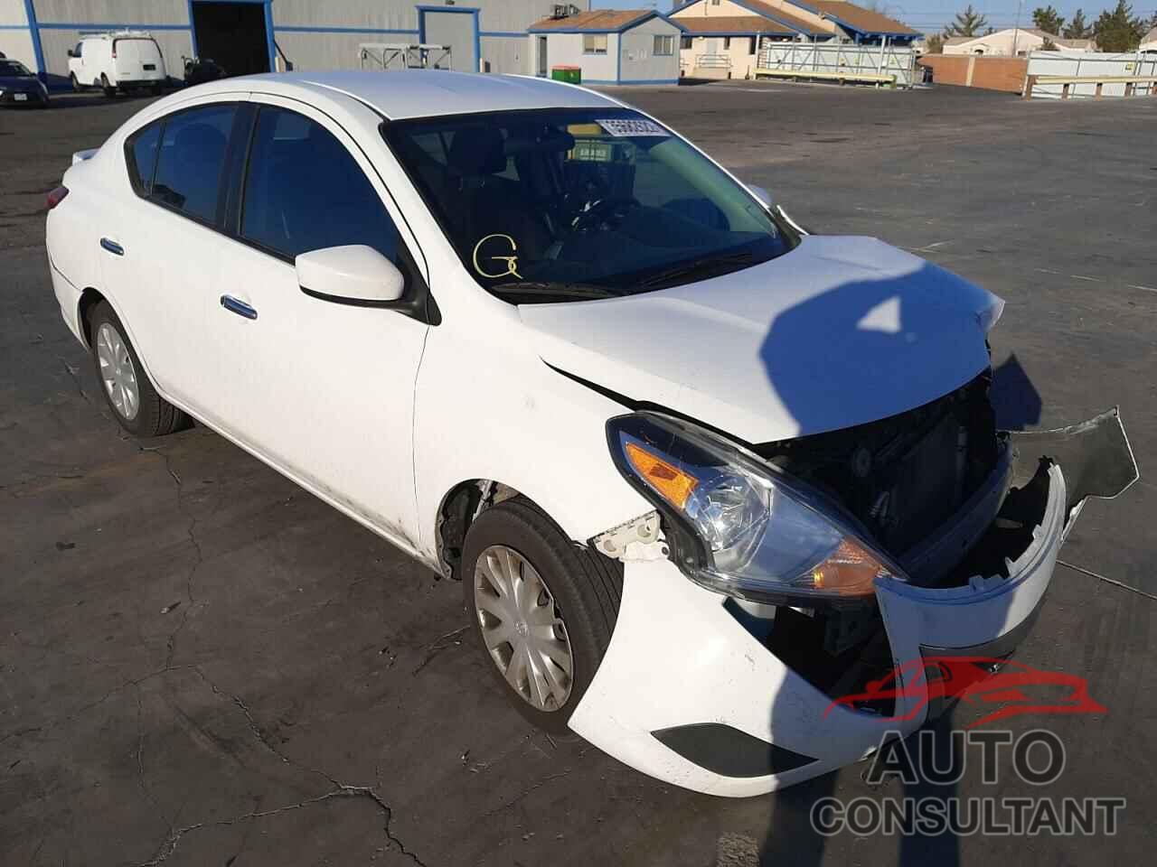 NISSAN VERSA 2018 - 3N1CN7AP9JL856133