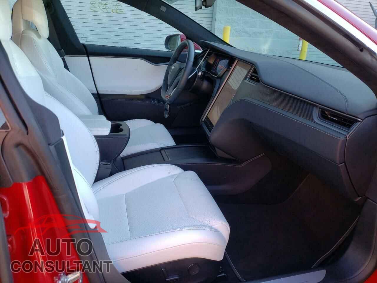 TESLA MODEL S 2018 - 5YJSA1E4XJF281346