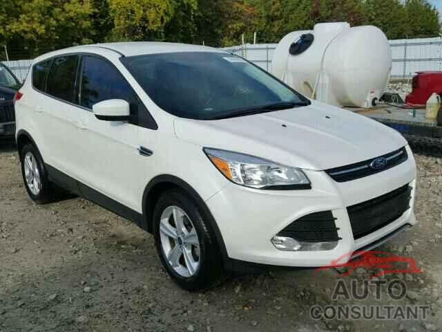 FORD ESCAPE 2015 - 1FMCU0G79FUB66678