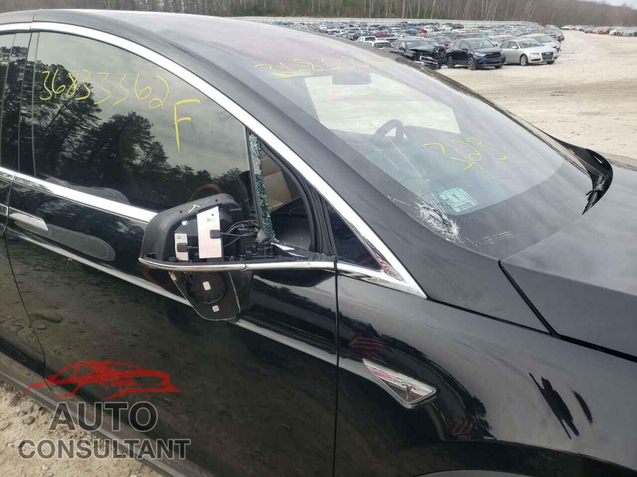 TESLA MODEL X 2016 - 5YJXCAE47GF015081