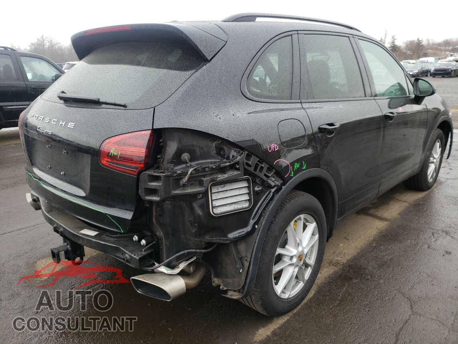 PORSCHE CAYENNE 2016 - WP1AA2A22GKA14802