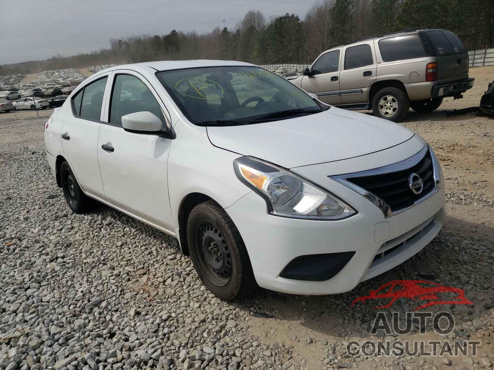 NISSAN VERSA 2017 - 3N1CN7AP0HL907335