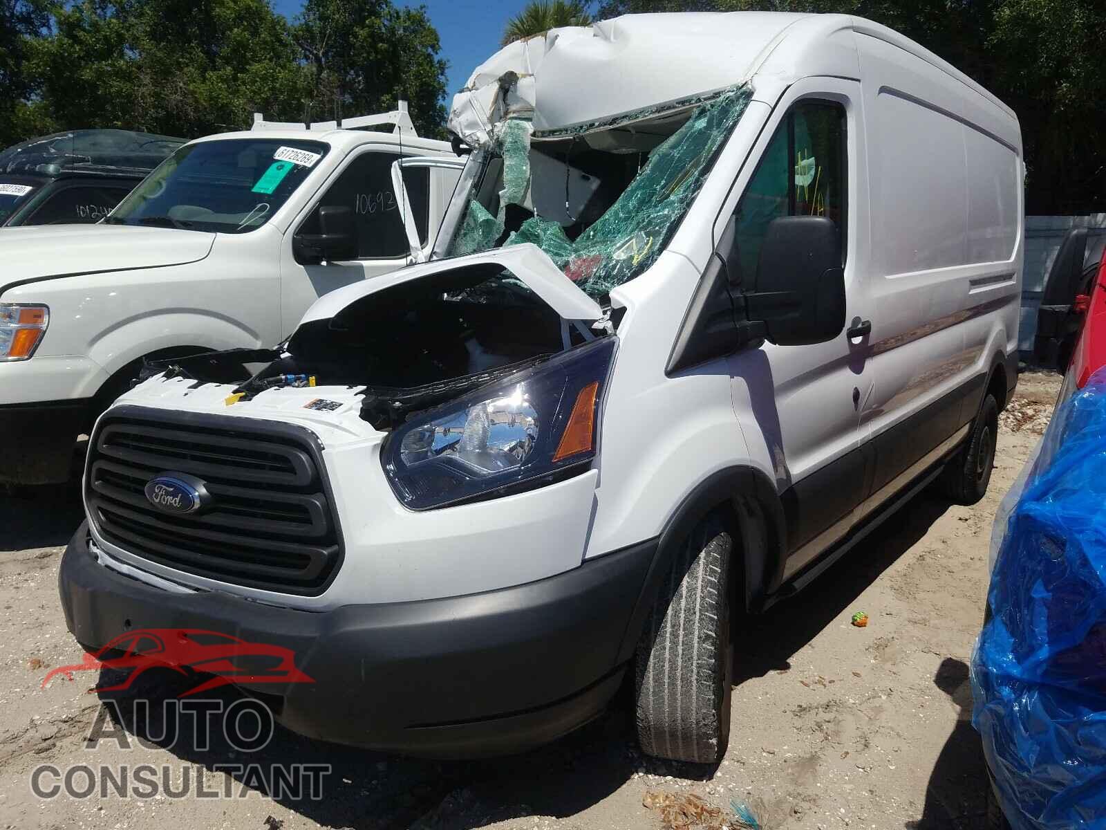 FORD TRANSIT CO 2018 - 1FTYR2CM2JKB40043
