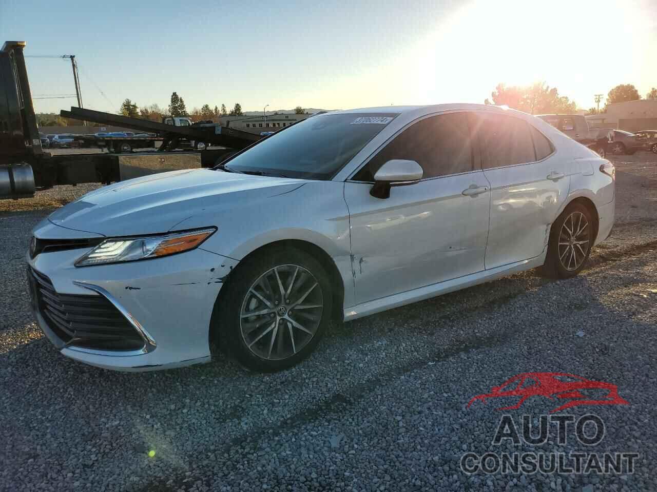 TOYOTA CAMRY 2021 - 4T1F11AK2MU551974