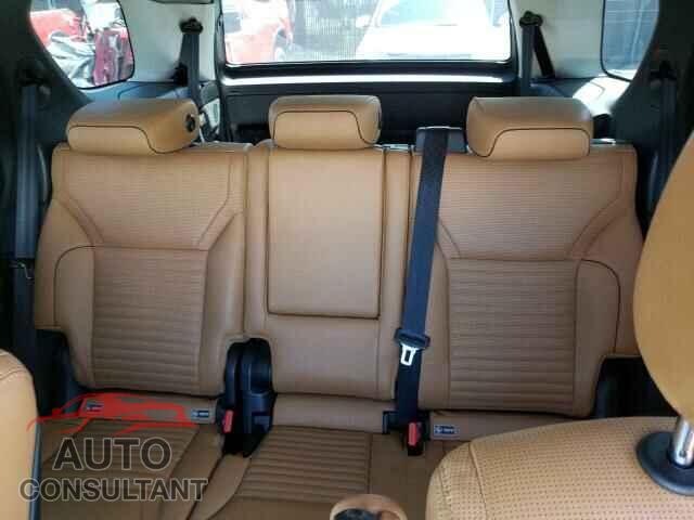 LAND ROVER DISCOVERY 2017 - SALRRBBV8HA024076