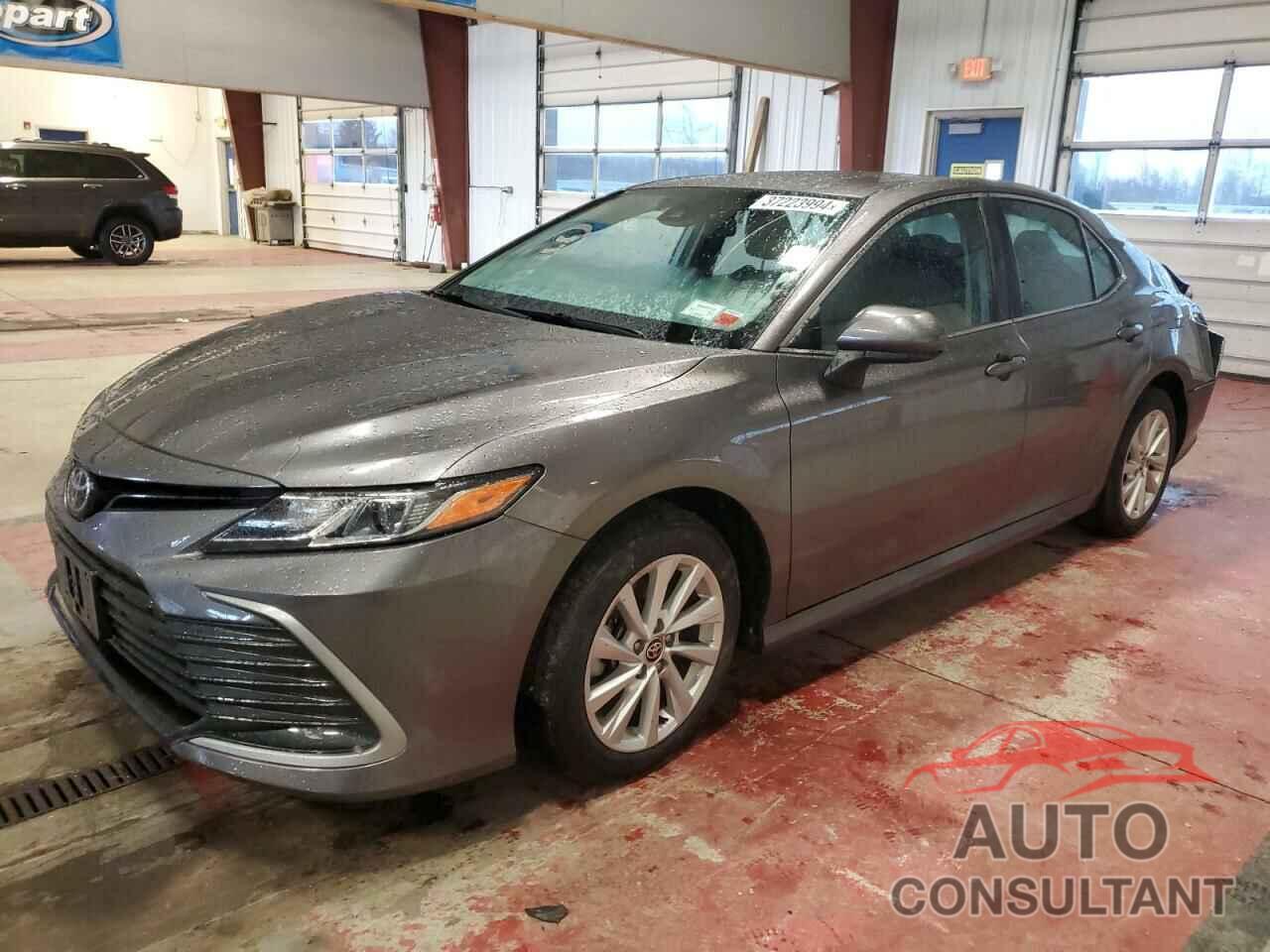 TOYOTA CAMRY 2021 - 4T1C11AK7MU443594