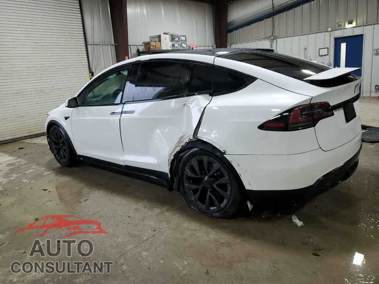 TESLA MODEL X 2022 - 7SAXCBE66NF355751
