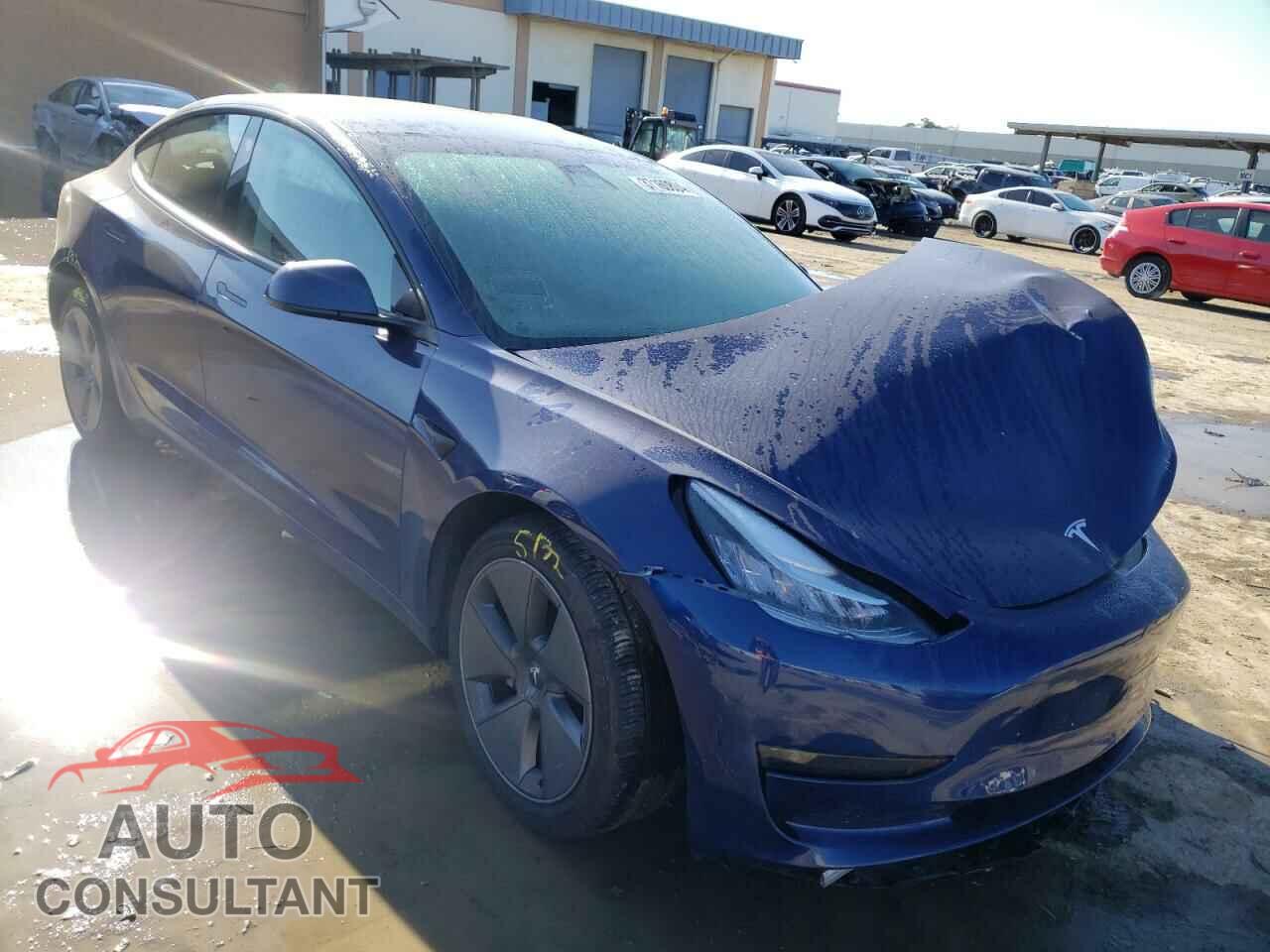TESLA MODEL 3 2022 - 5YJ3E1EA9NF296019