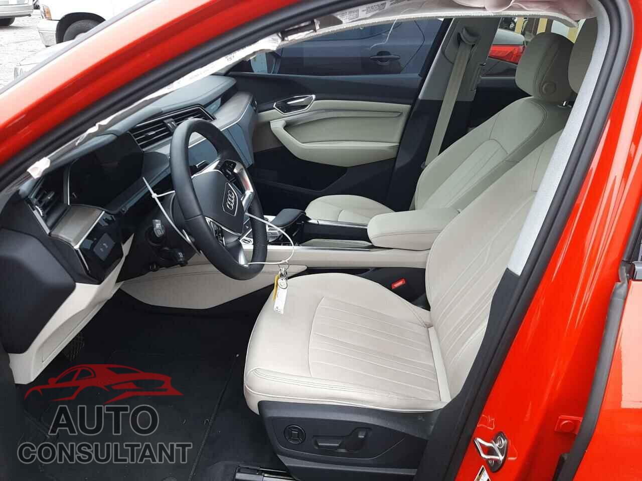AUDI E-TRON 2022 - WA1AAAGE3NB011928