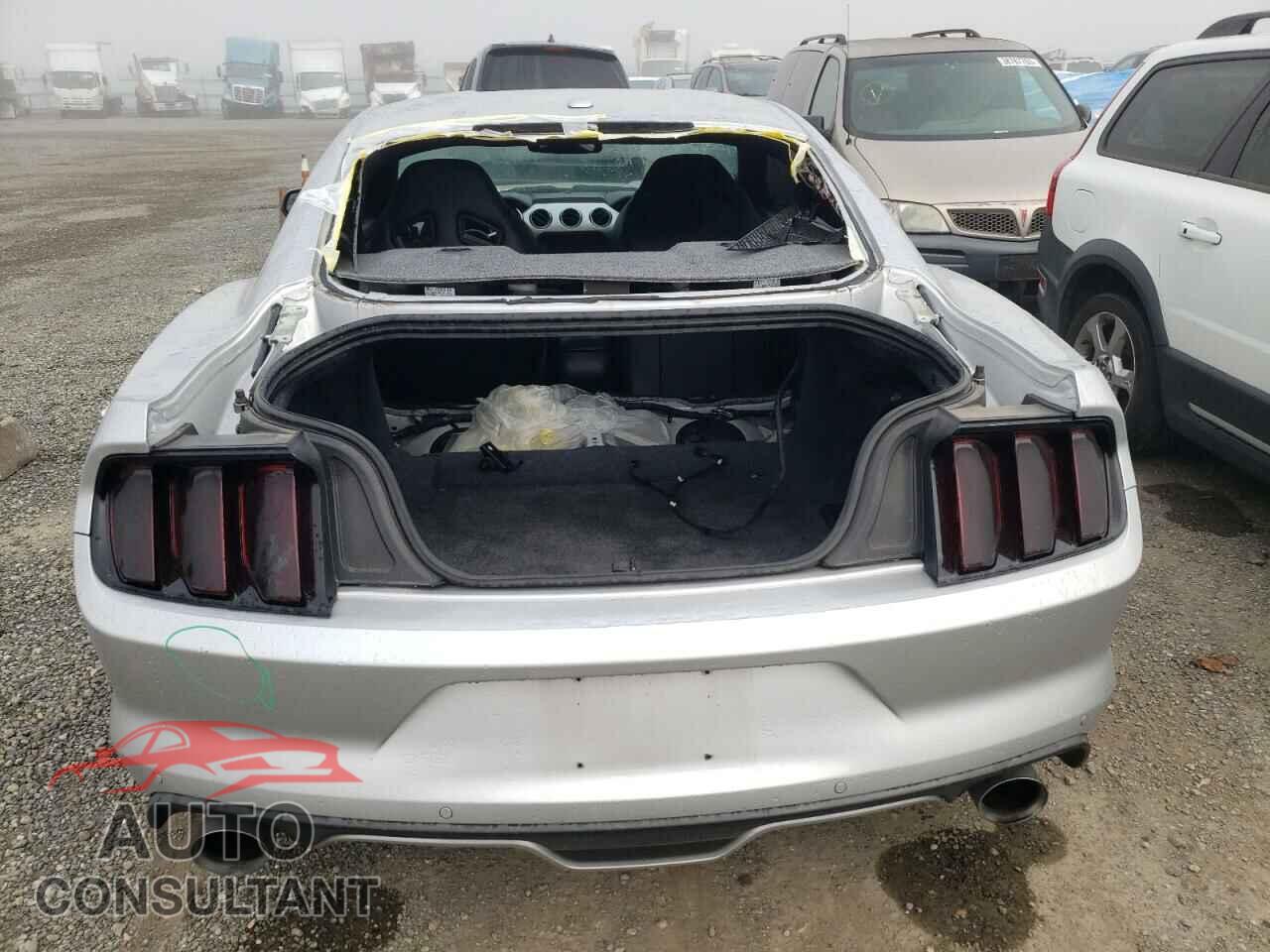 FORD MUSTANG 2015 - 1FA6P8CF5F5316757