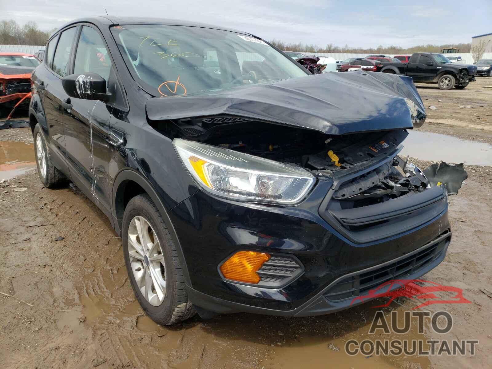 FORD ESCAPE 2017 - 1FMCU0F75HUC39601