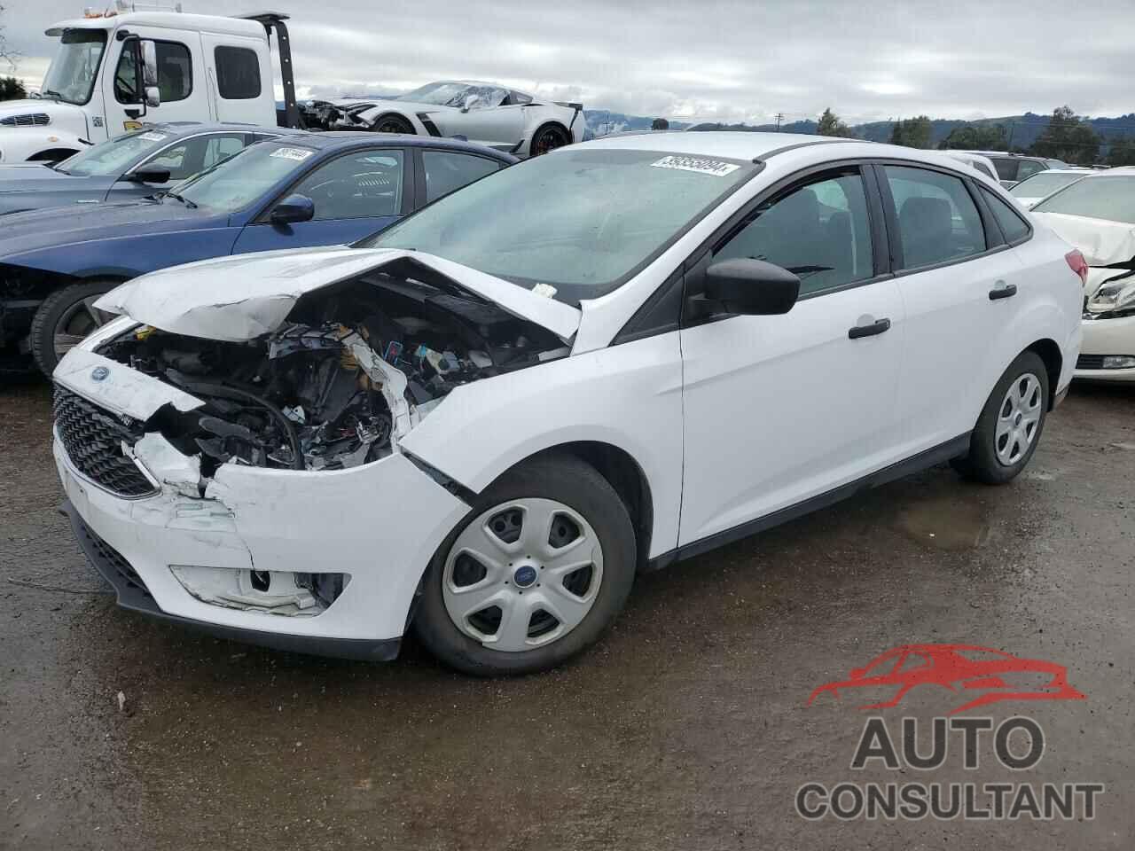 FORD FOCUS 2018 - 1FADP3E28JL217651