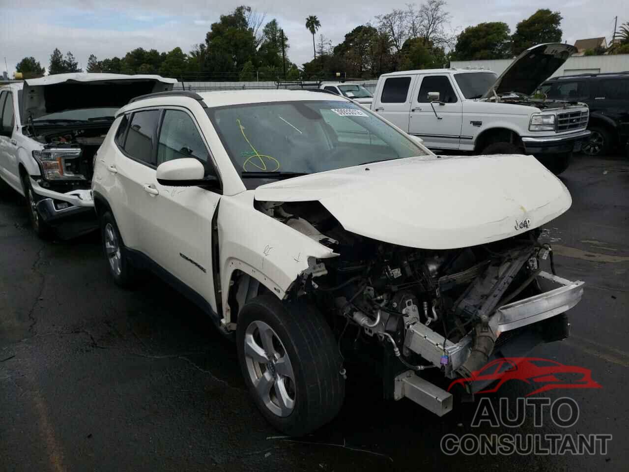 JEEP COMPASS 2018 - 3C4NJDBB7JT320641