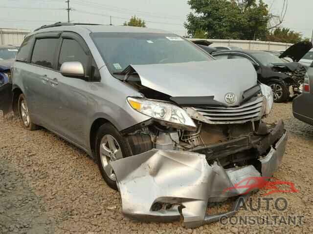 TOYOTA SIENNA 2015 - 5TDKK3DC1FS560124