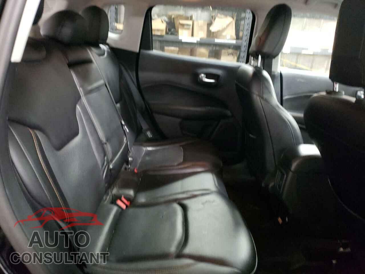 JEEP COMPASS 2017 - 3C4NJDCB3HT640290