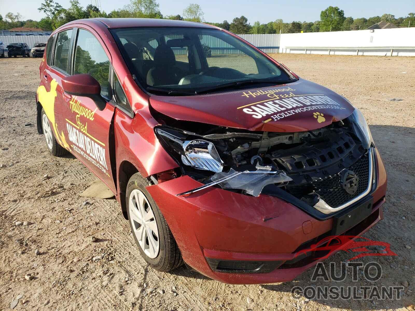 NISSAN VERSA 2018 - 3N1CE2CP1JL355561