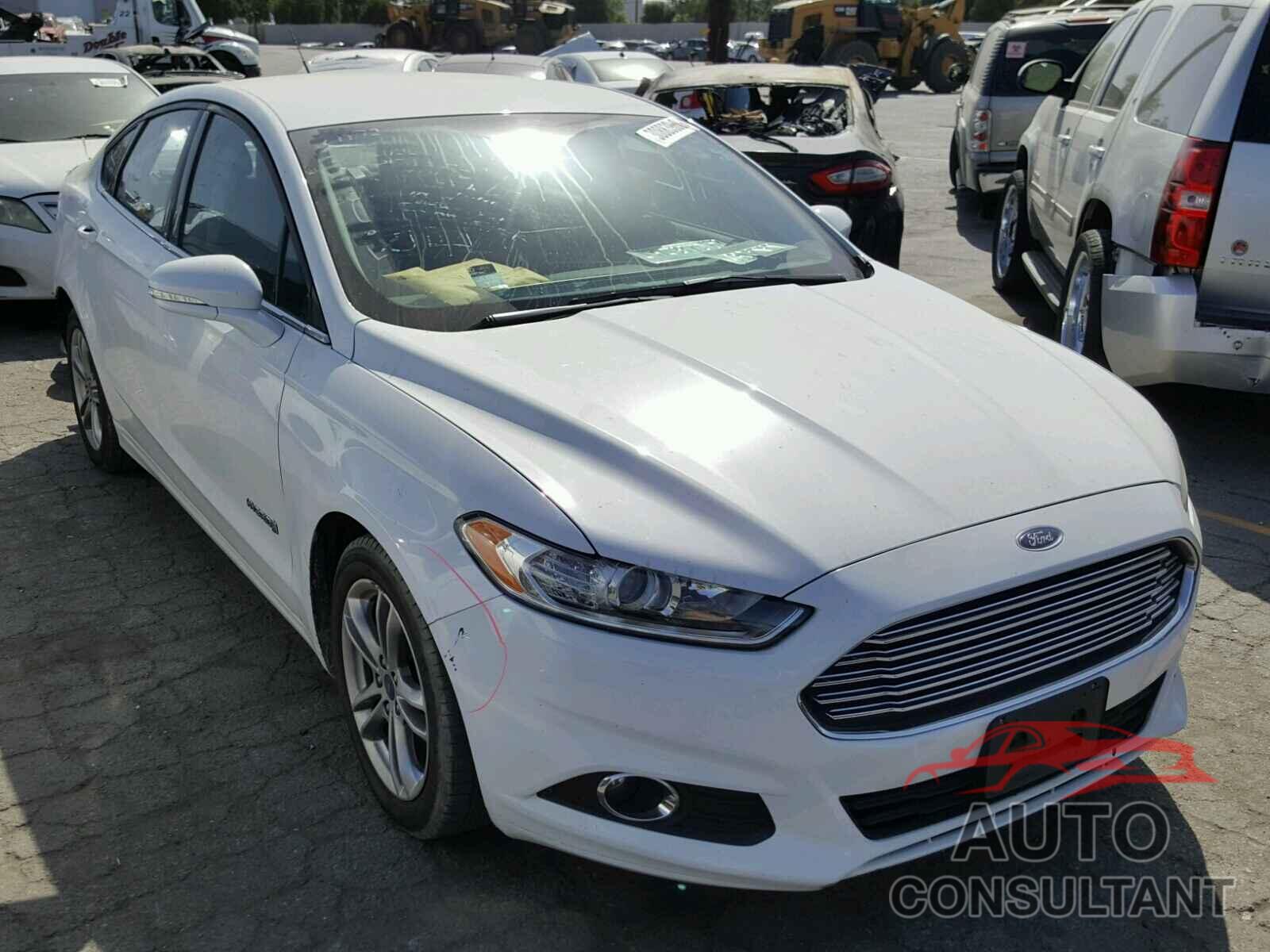 FORD FUSION 2015 - 3FA6P0LU8FR236057