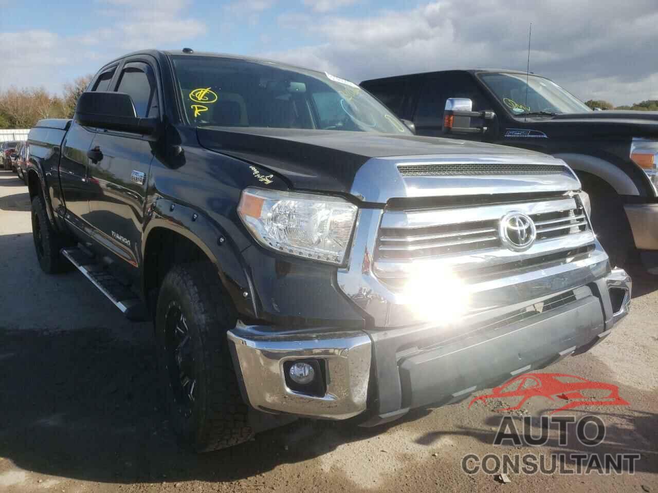 TOYOTA TUNDRA 2017 - 5TFUW5F16HX675884