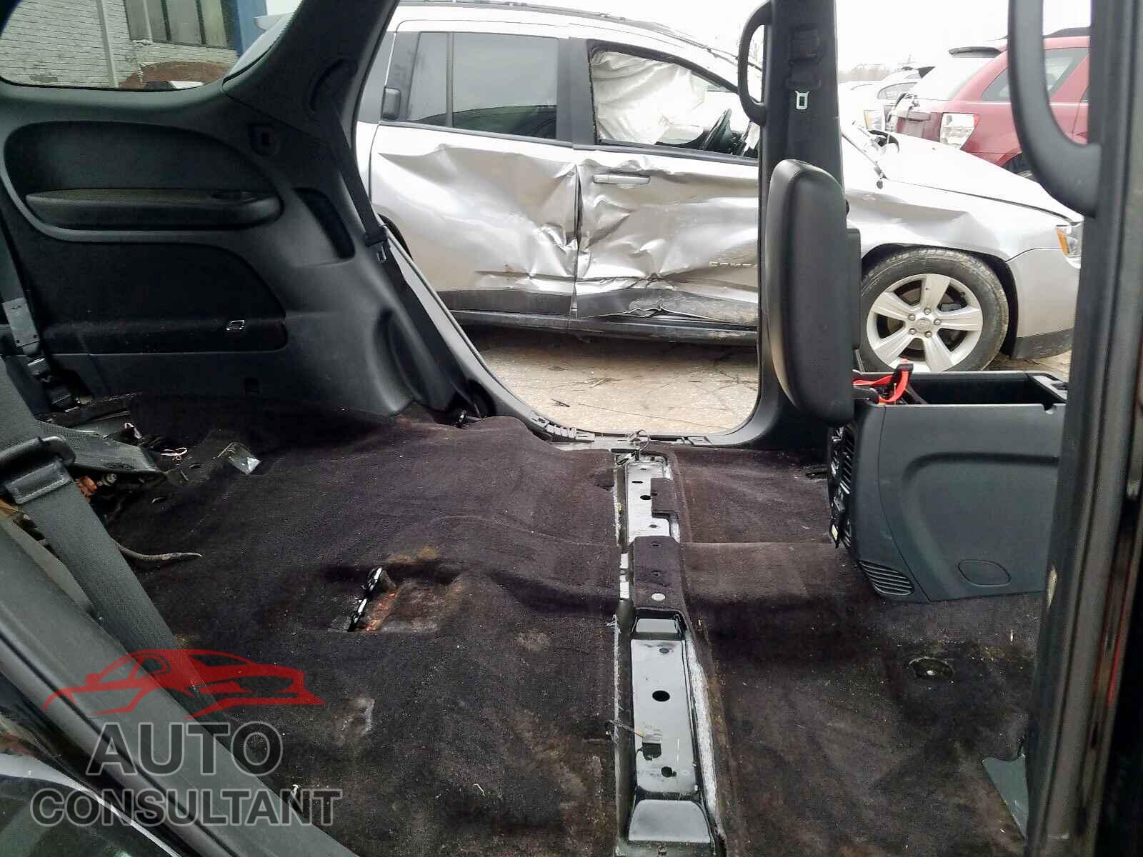 DODGE DURANGO 2018 - 1C4RDJDG3JC362641