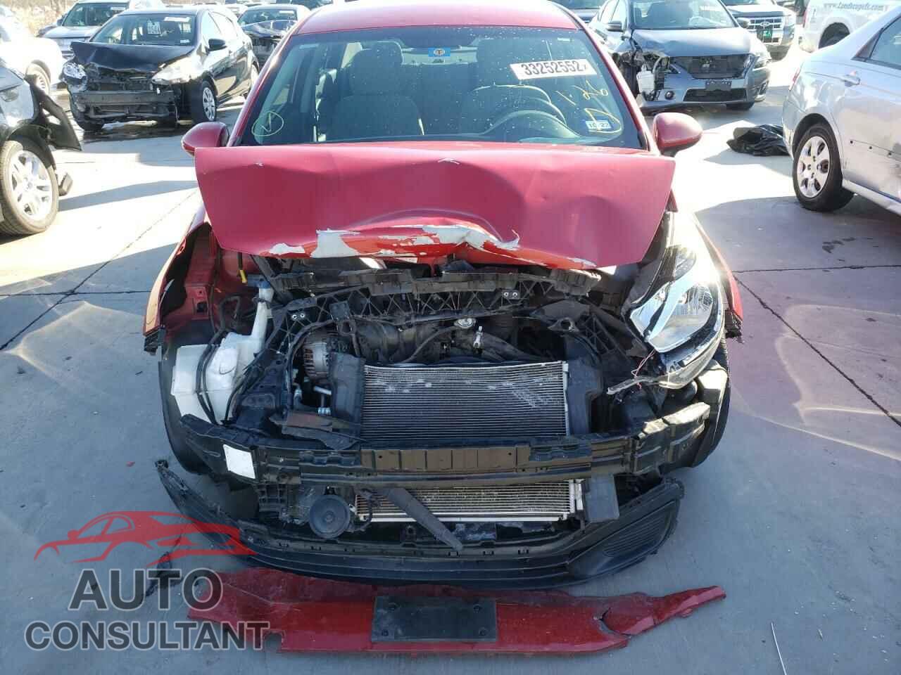 KIA RIO 2015 - KNMAT2MV2JP584410