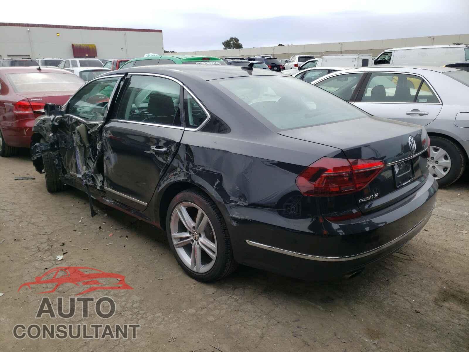VOLKSWAGEN PASSAT 2017 - 1VWBT7A32HC063075