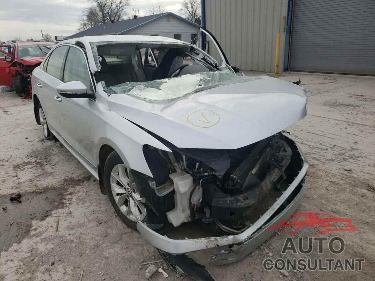 VOLKSWAGEN PASSAT 2017 - 1VWAT7A39HC025743