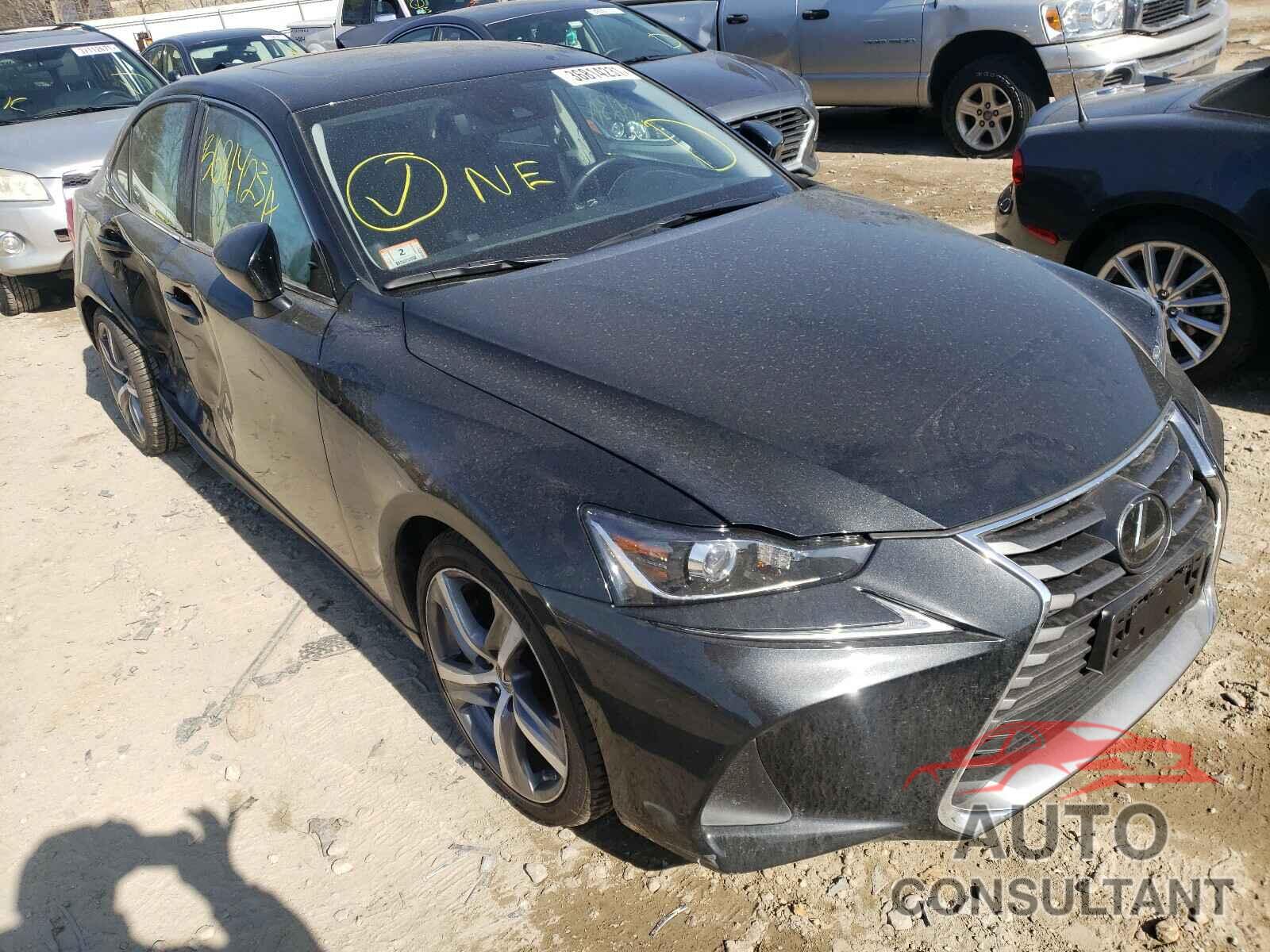 LEXUS IS 2018 - JTHC81D20J5026821