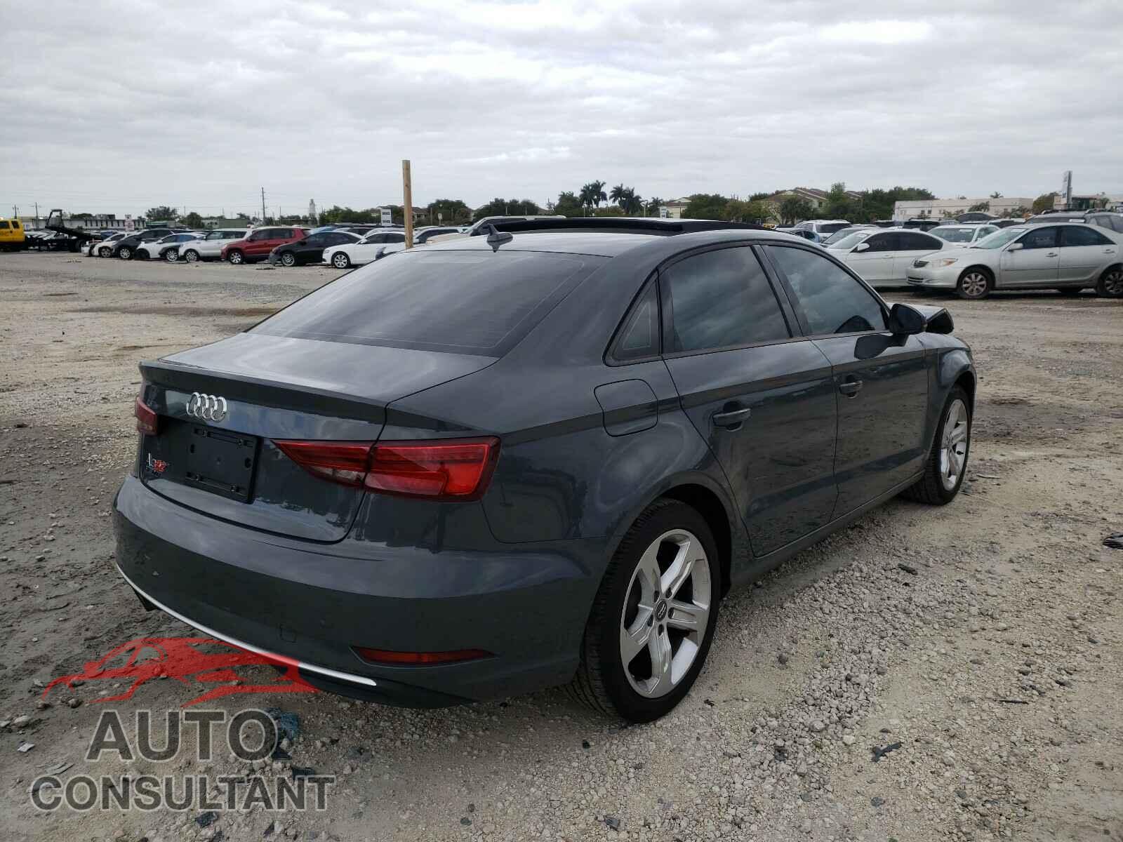 AUDI A3 2017 - WAUAUGFF2H1043805