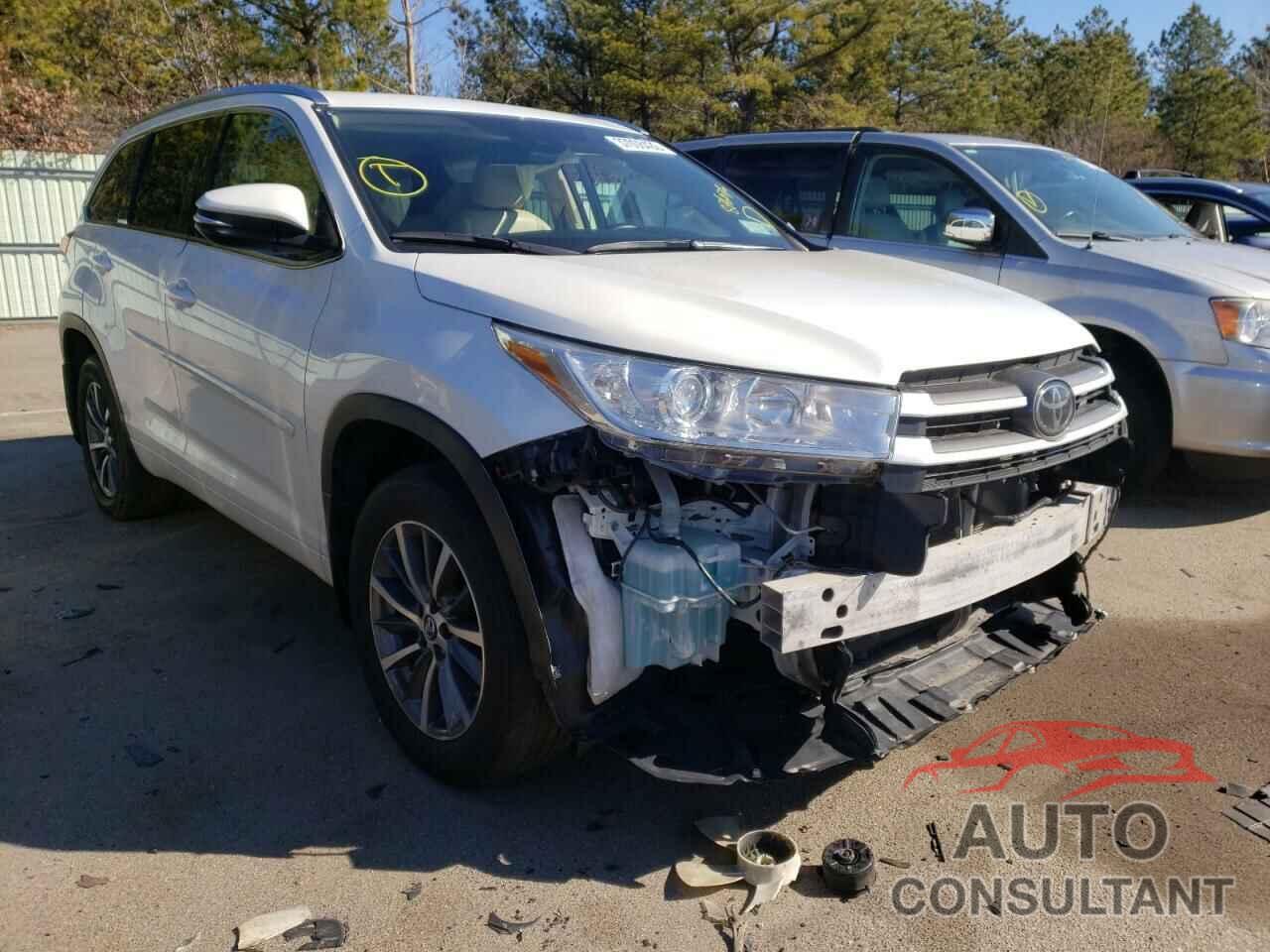 TOYOTA HIGHLANDER 2018 - 5TDJZRFH2JS876076