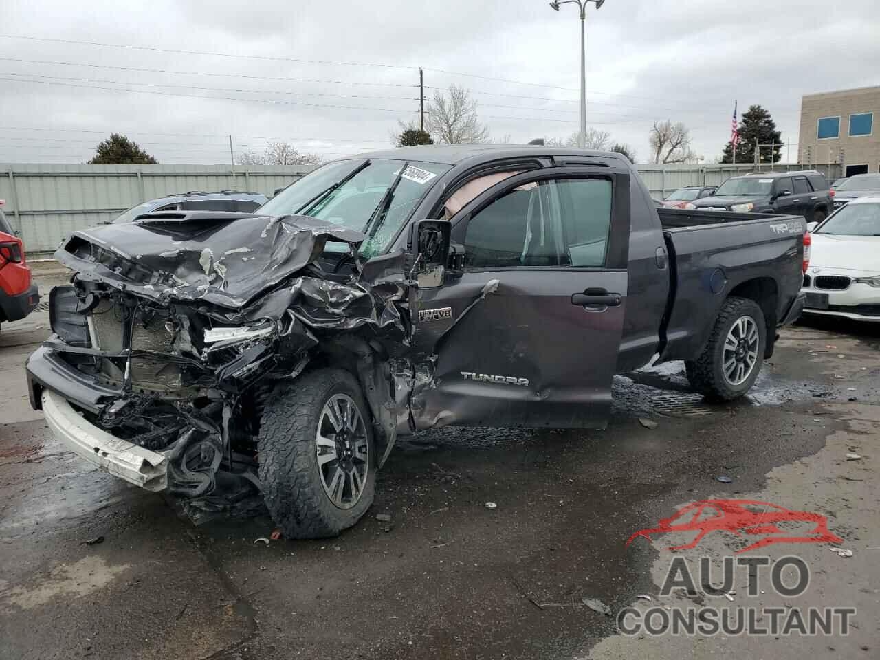 TOYOTA TUNDRA 2020 - 5TFUY5F17LX883257