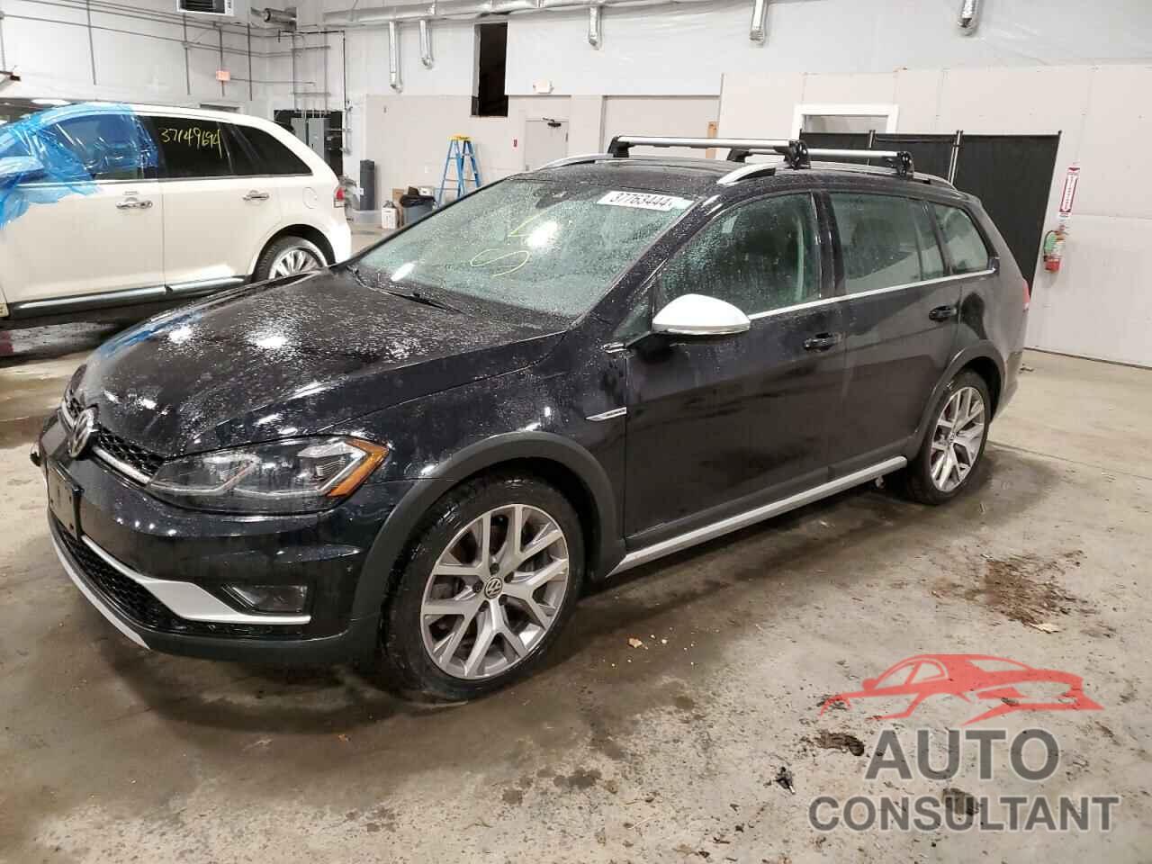 VOLKSWAGEN GOLF 2018 - 3VWH17AU0JM753937