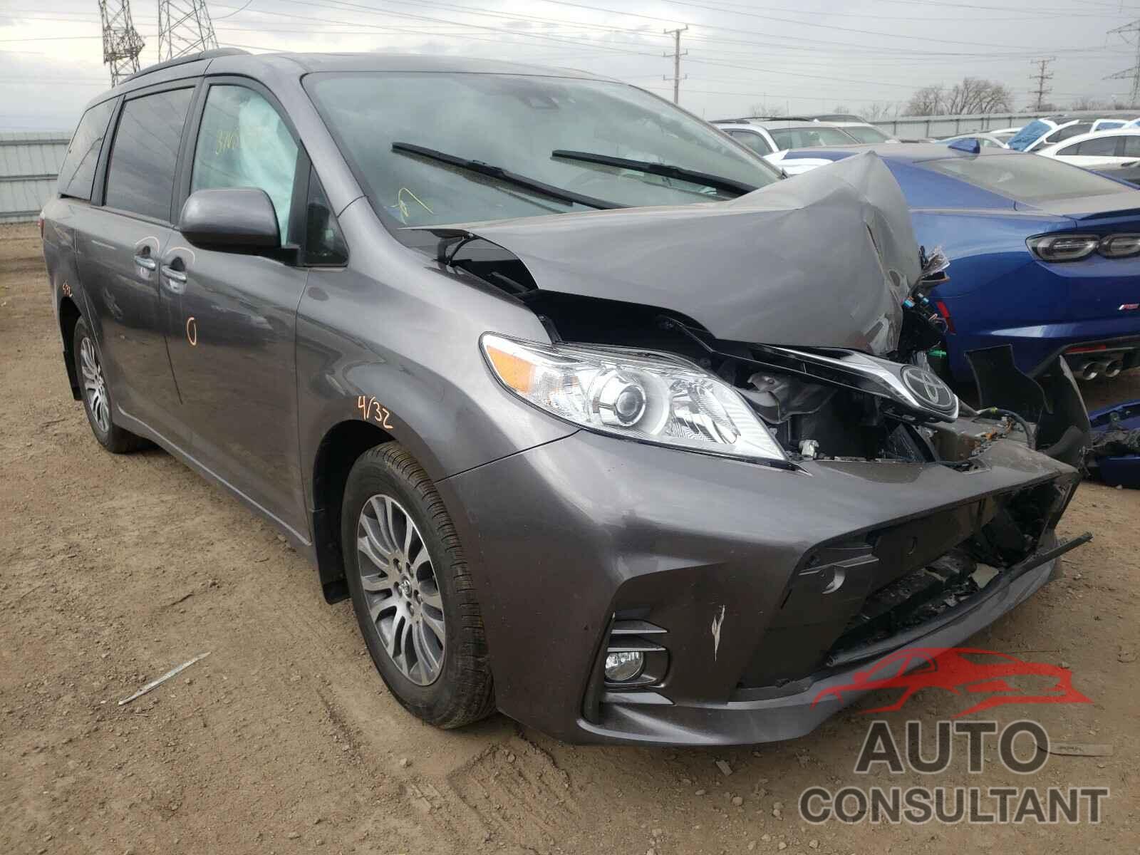 TOYOTA SIENNA 2018 - 5TDYZ3DC4JS962685