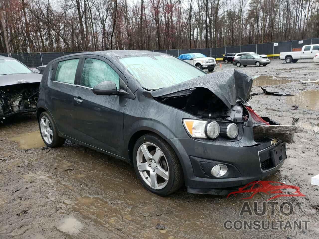 CHEVROLET SONIC 2016 - 1G1JE6SB8G4157732