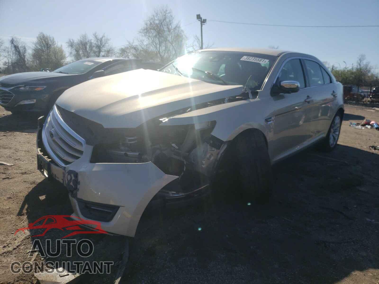 FORD TAURUS 2017 - 1FAHP2F84HG123512