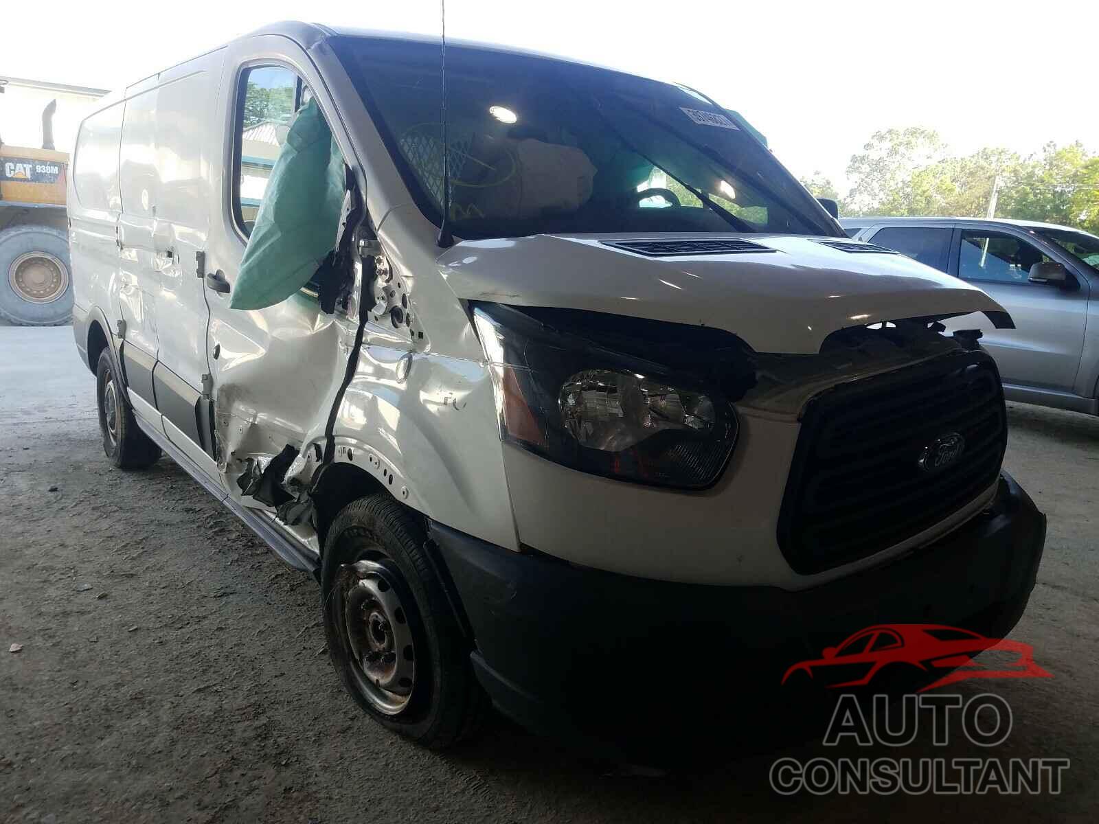 FORD TRANSIT CO 2017 - 1FTYR1ZM8HKA48964